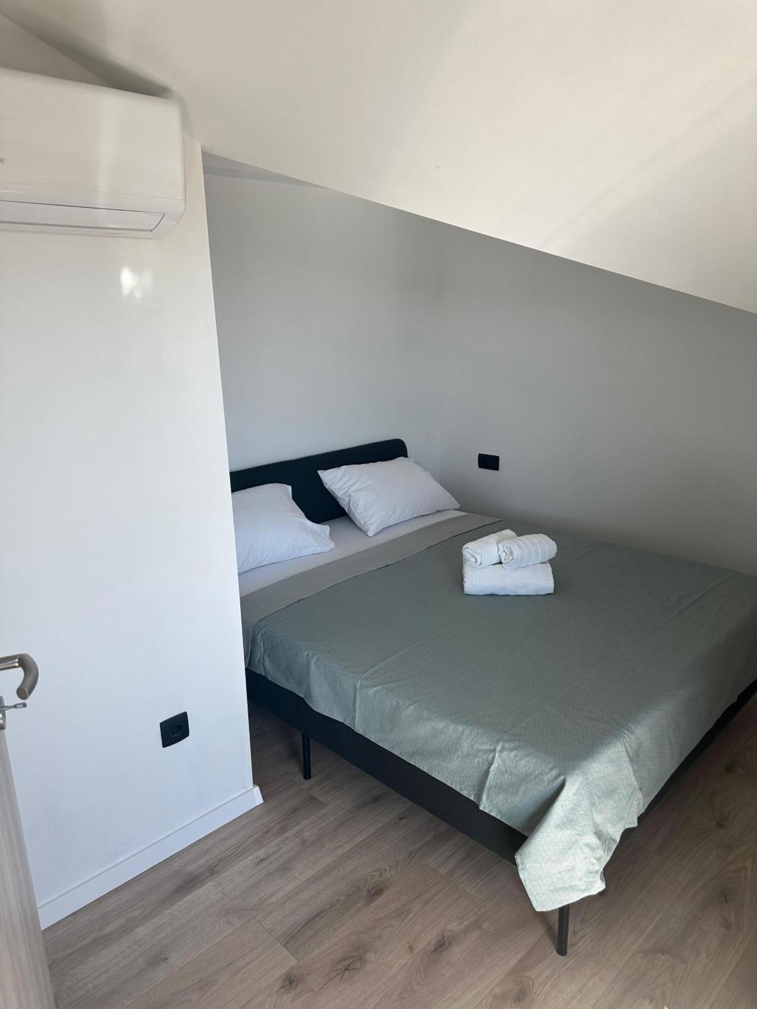 Apartment Roni Zára Kültér fotó