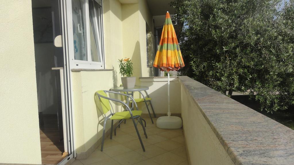 Apartment Roni Zára Kültér fotó
