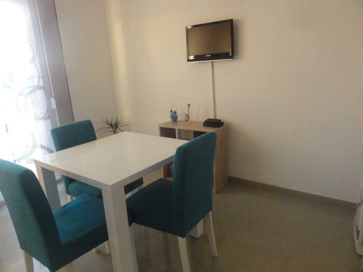 Apartment Roni Zára Kültér fotó